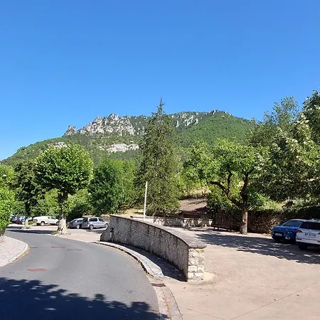 Le Valat بيت للعطل *