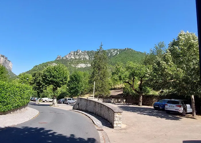 Le Valat بيت للعطل *