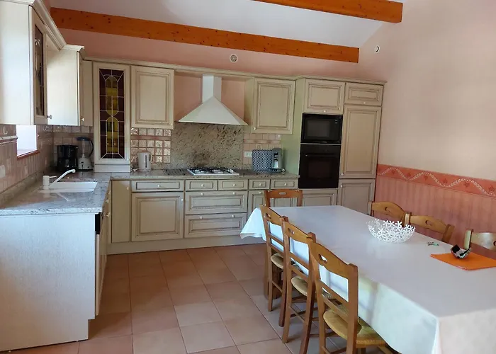 بيت للعطل Le Valat