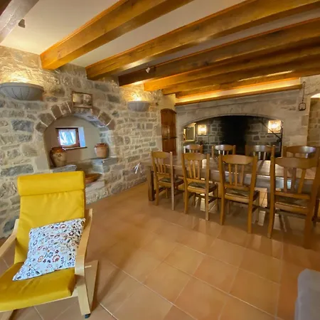 Le Valat 펜션 Peyreleau